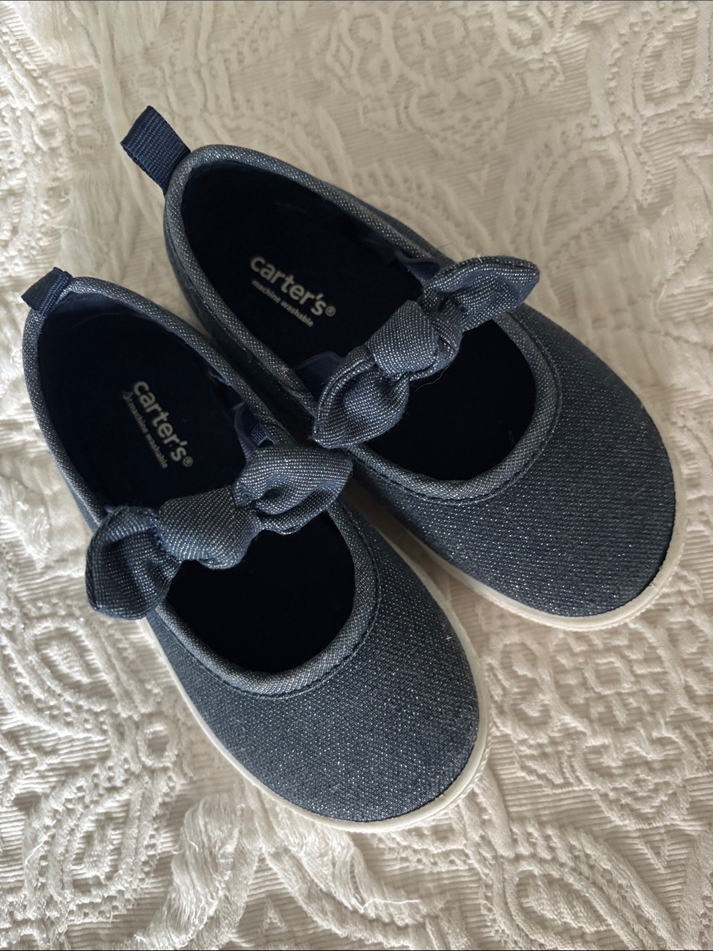 💙CARTER’S TODDLER GIRLS SPARKLE DENIM MARY JANE SHOES WITH BOW!